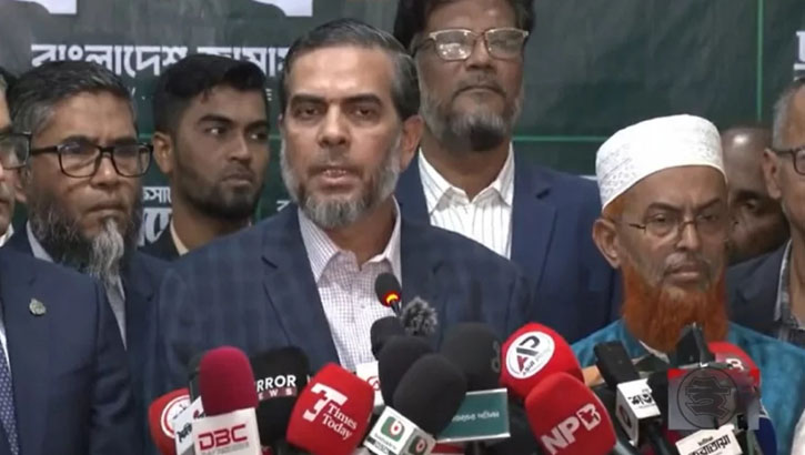 কোনো অবস্থায় ভোটের মাঠ ছাড়বে না জামায়াত: মাহবুব জুবায়ের